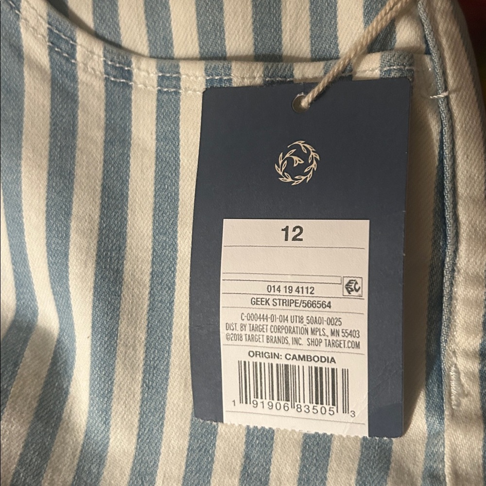 Universal Thread NWT Blue & White Striped High-Rise Jean Shorts size 12 - Picture 4 of 6